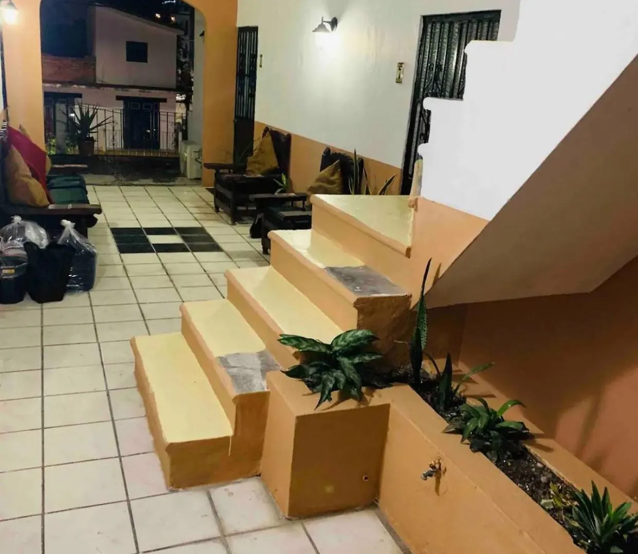 营地 08 Habitacion Independiente En Zona Romantica A Solo 3 Cuadras De La Playa 巴亞爾塔港 墨西哥